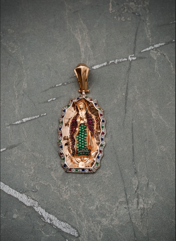 Dije Virgen De Guadalupe con swarovski 12.75gr / Largo 5.1cm / Oro Rosado Nac P