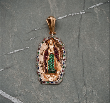 Dije Virgen De Guadalupe con swarovski 12.75gr / Largo 5.1cm / Oro Rosado Nac P