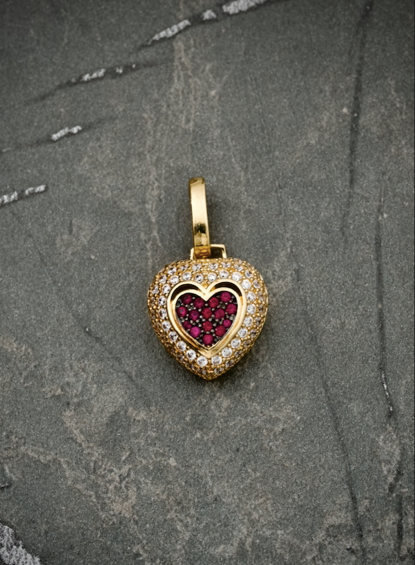 Dije De Corazon Con Swarovski 4.1gr / Largo 2.4cm / Oro Amarillo Nac P