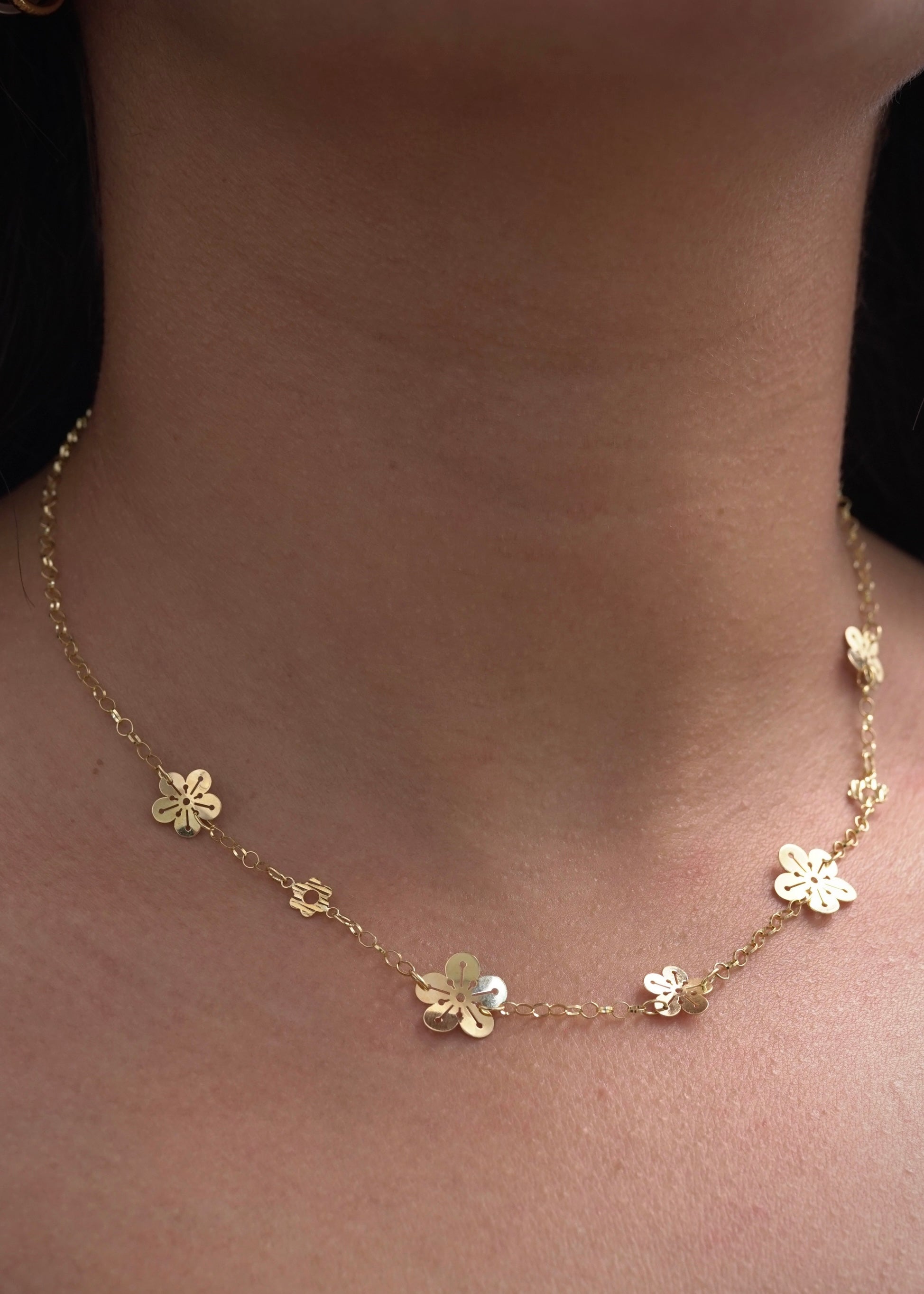 Cadena aro seguido con flores 3.6gr / Largo 40cm / Oro Amarillo italy +4 P