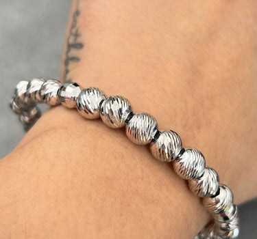 Pulso bolas diamantadas 13gr / Largo 18.5cm / Oro Blanco Nac B