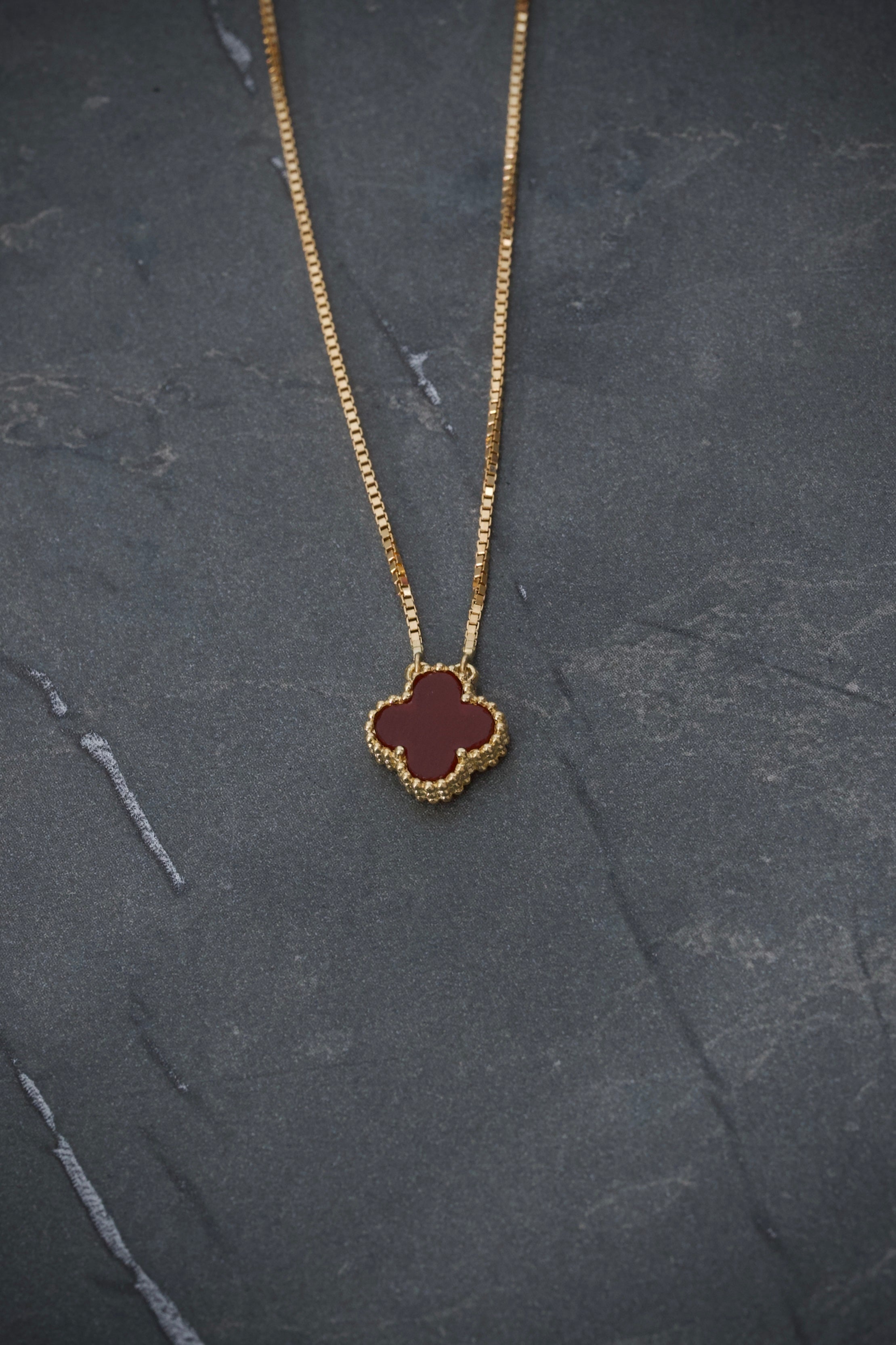Cadena Lucky Clover Piedra Roja Tejido Veneciana 3.25gr / Largo 40cm / Oro Amarillo italy cte B