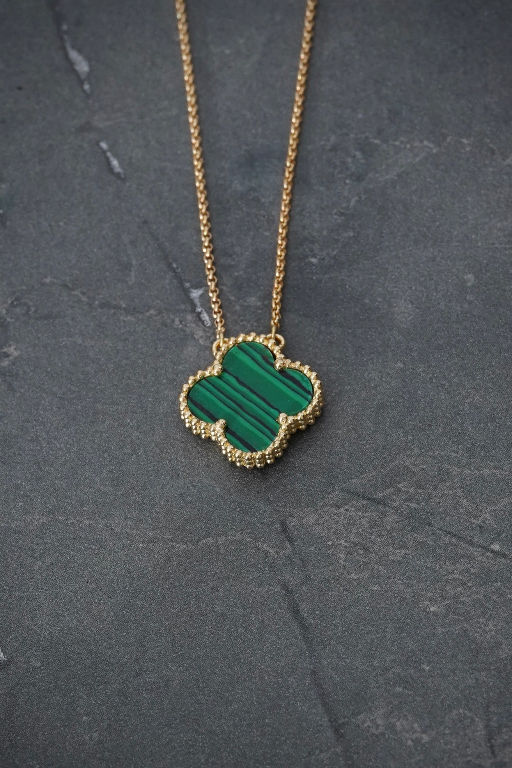 Cadena Lucky Clover Piedra Verde Tejido Rolon 3.5gr / Largo 40cm / Oro Amarillo italy cte B