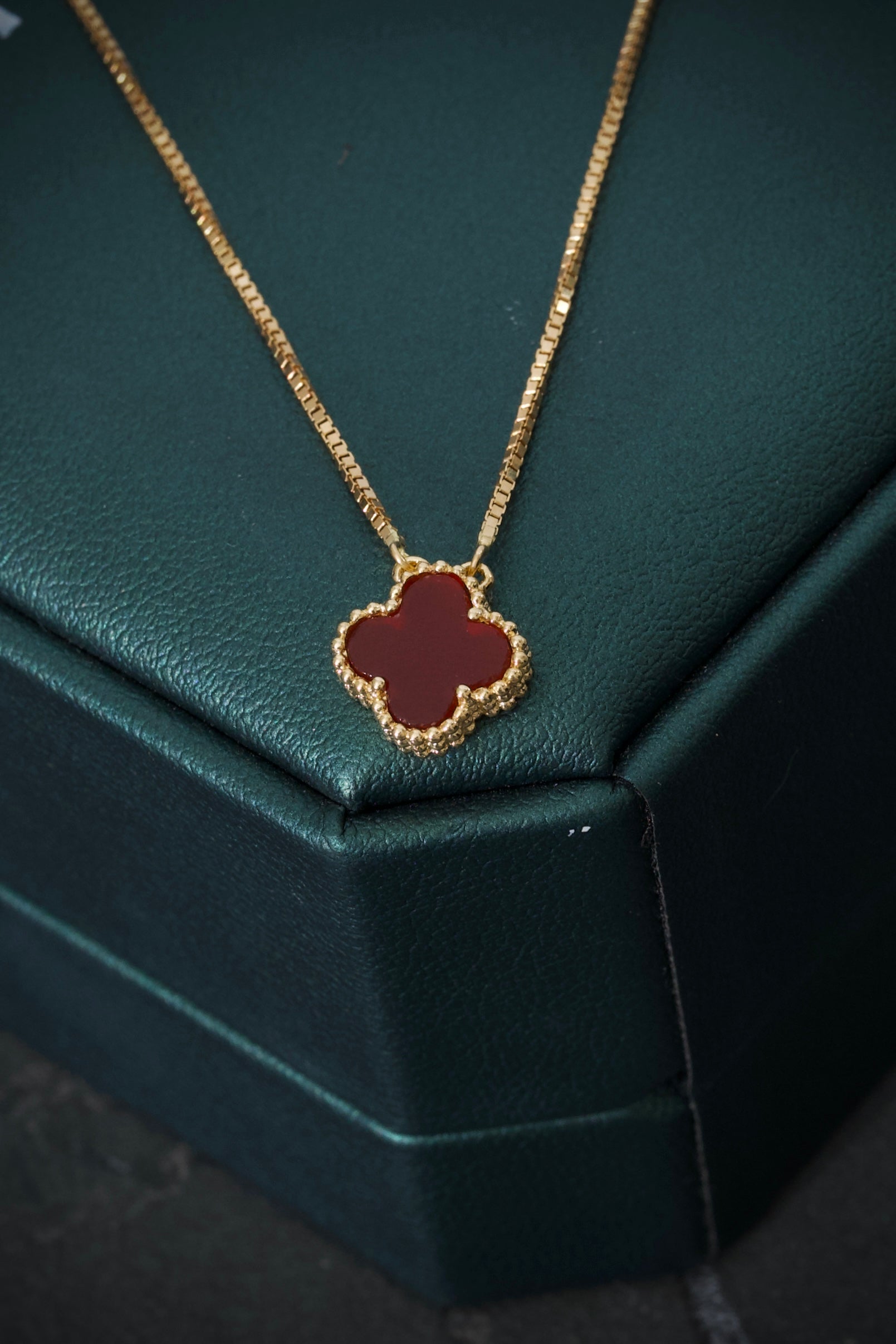 Cadena Lucky Clover Piedra Roja Tejido Veneciana 3.25gr / Largo 40cm / Oro Amarillo italy cte B
