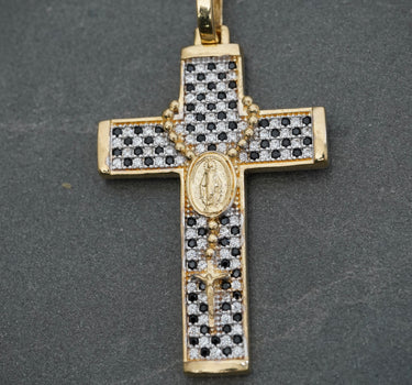 Dije cruz con virgen de la milagrosa swarovski blanco y negro 6.55gr / Largo 4.9cm / Oro Amarillo Nac B