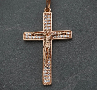 Dije cruz con swarovski blanco 2.5gr / Largo 3.5cm / Oro Rosado Nac B