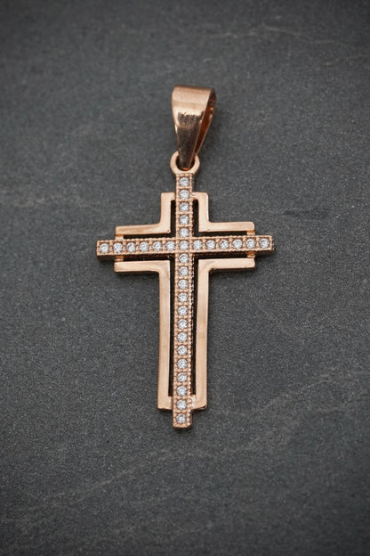 Dije cruz con swarovski blanco 2.1gr / Largo 3.4cm / Oro Rosado Nac B