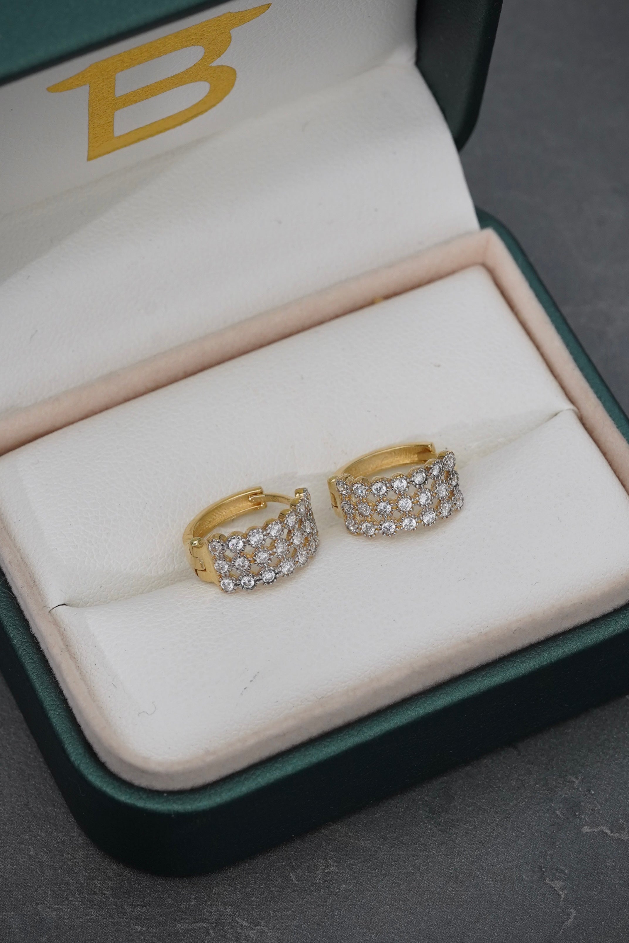 Candongas con swarovski blancoo 3.3gr / Largo 1.4cm / Oro Amarillo italy +3 P