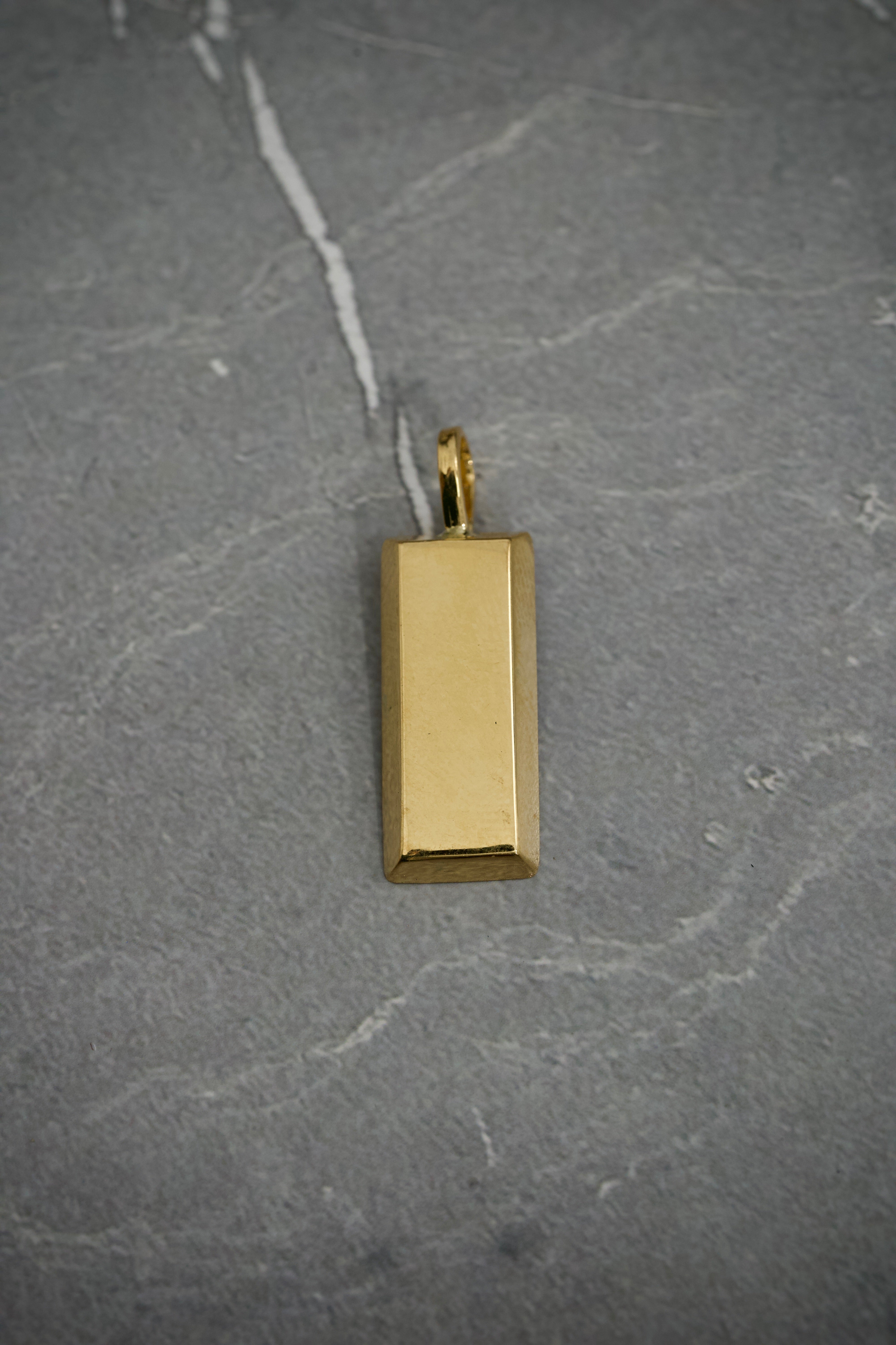 Dije De Lingote Liso 3.2gr / Largo 2.6cm / Oro Amarillo Nac B
