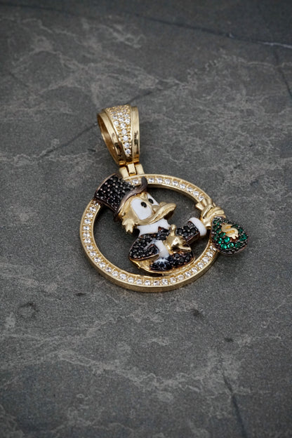 Dije tio rico con swarovski negro y blanco 9.6gr / Largo 3.9cm / Oro Amarillo Nac P