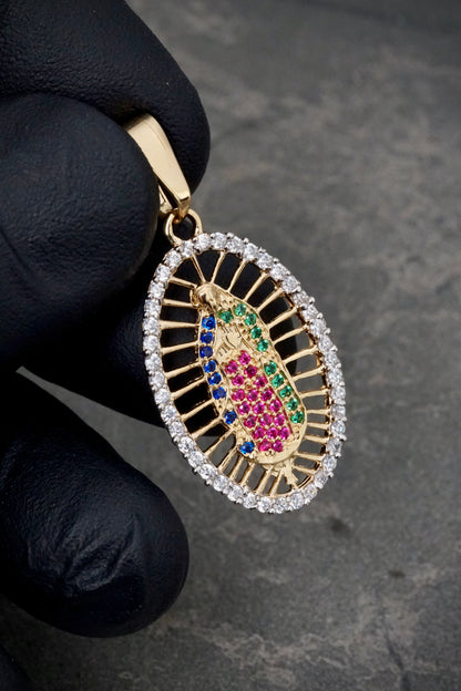 Dije virgen de guadalupe con swarovski multicolor 2.9gr / Largo 3.4cm / Oro Amarillo Nac P