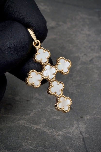 Dije cruz lucky clover blanca 3.95gr / Largo 4cm / Oro Amarillo Nac P