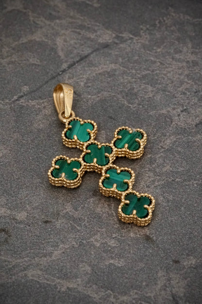 Dije cruz lucky clover verde 4.3gr / Largo 4cm / Oro Amarillo Nac M