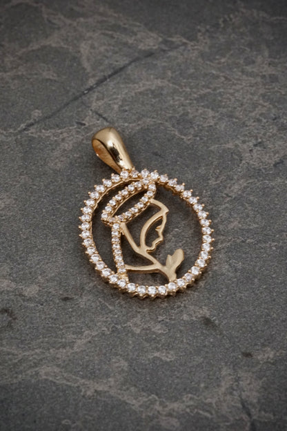 Dije virgen de guadalupe con swarovski blanco 2.9gr / Largo 3cm / Oro Amarillo Nac M