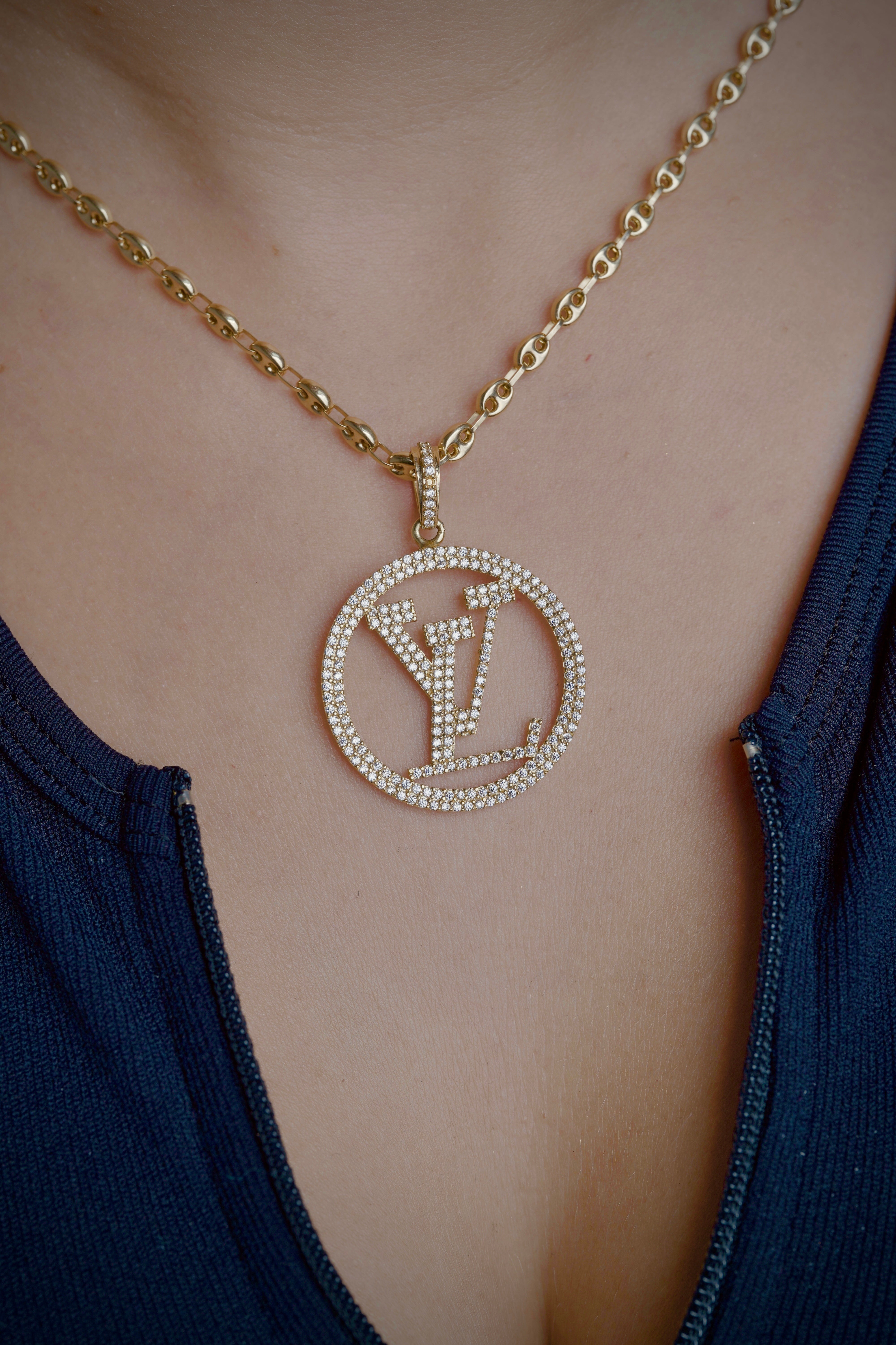 Dije medalla lv 4.1gr / 3.9cm / Oro Amarillo Nac M