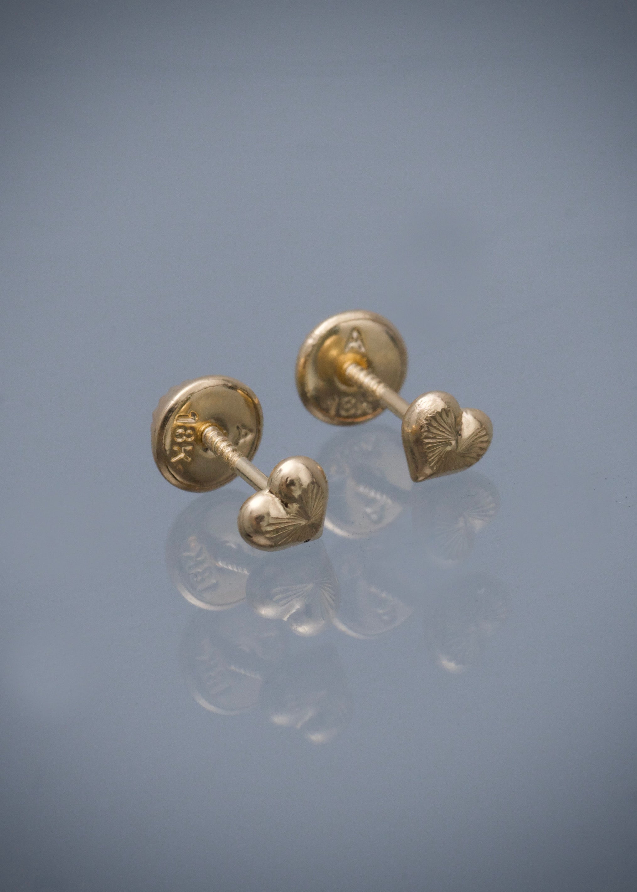 Topos corazon diamantado 0.5gr / Largo 0.42cm / Oro Amarillo Nac B