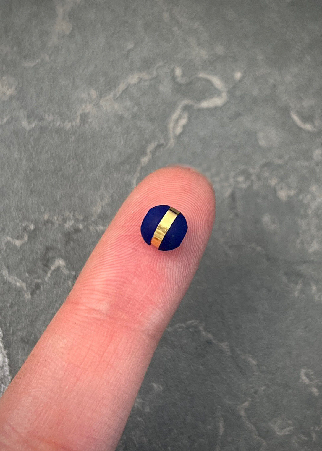 Neoro azul 6mm 1 Raya 0.06gr / Oro Amarillo Nac B