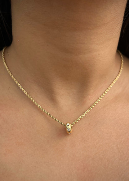 Dije stars diamonds con 7pts de diamantes 1.75gr / Largo 1cm / Oro Amarillo (Joya) P