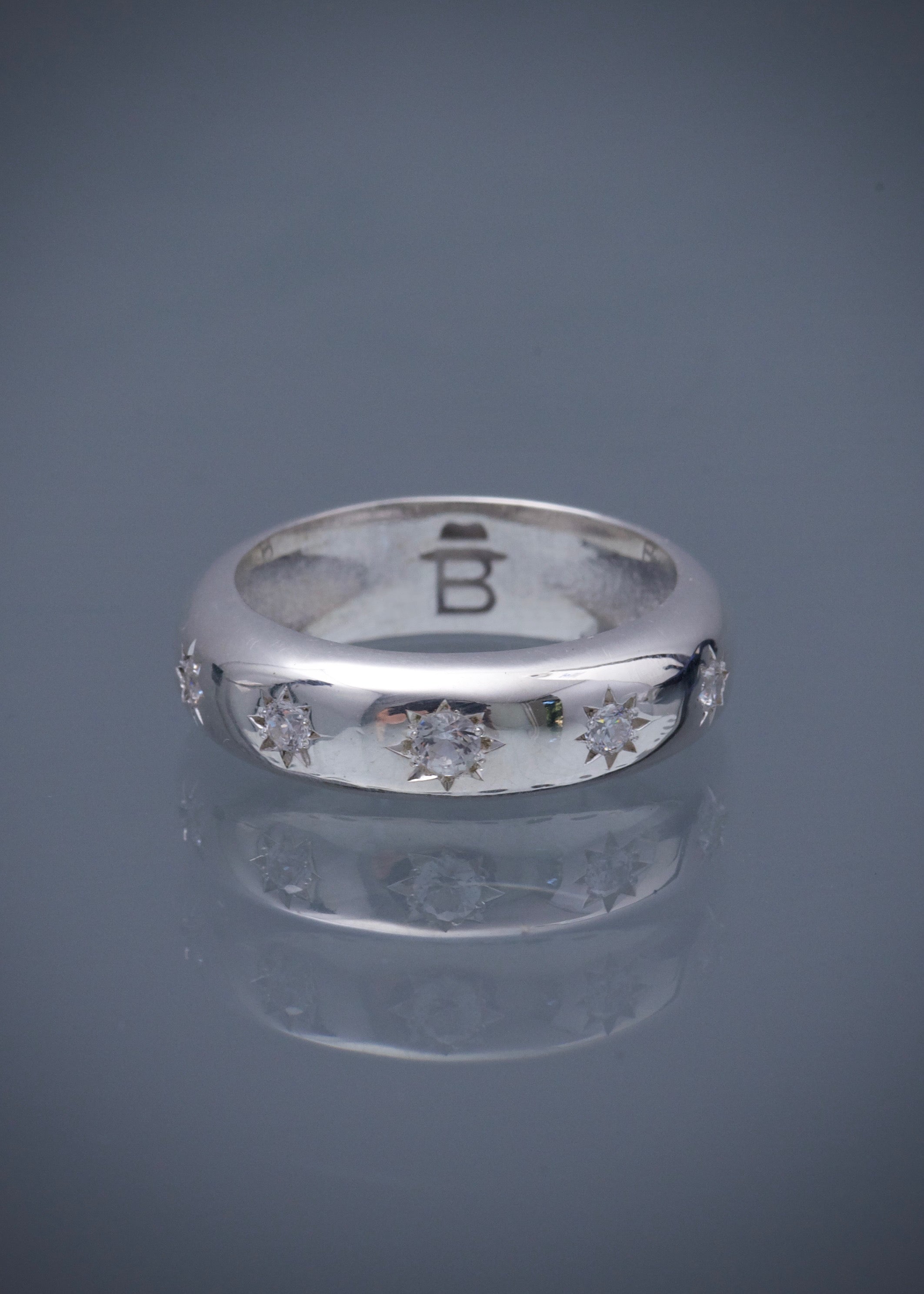 Anillo stars diamonds 4.25gr / TALLA 6 / Plata P