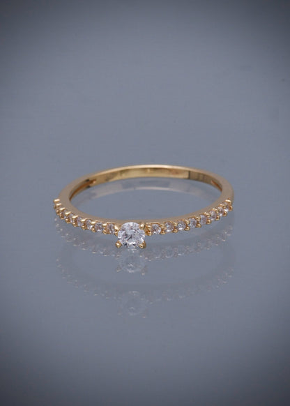 Solitario con swarovski blancos 1.65gr / Talla: 7 / Oro Amarillo Nac B