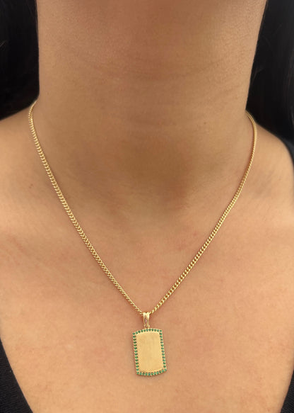 Dije placa con swarovski verde 2.7gr / Largo 2.6cm / Oro Amarillo Nac B