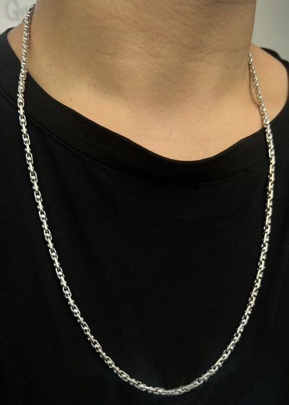 Cadena rustica 52.45gr / Largo: 65cm / Oro Blanco italy cte M