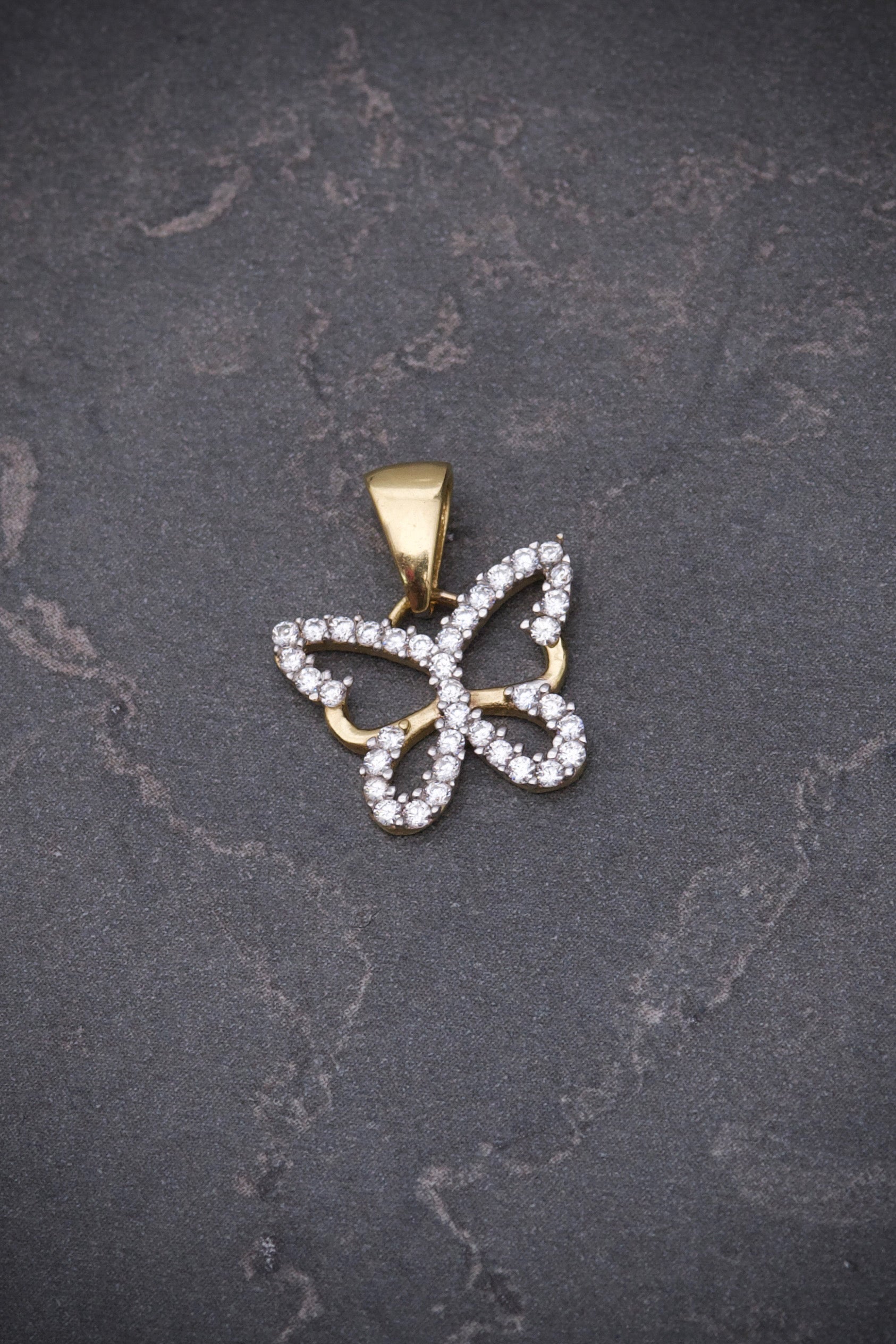 Dije Mariposa Con Swarovski BLanco 1.35gr / Largo 1.5cm / Oro Amarillo italy +3 M
