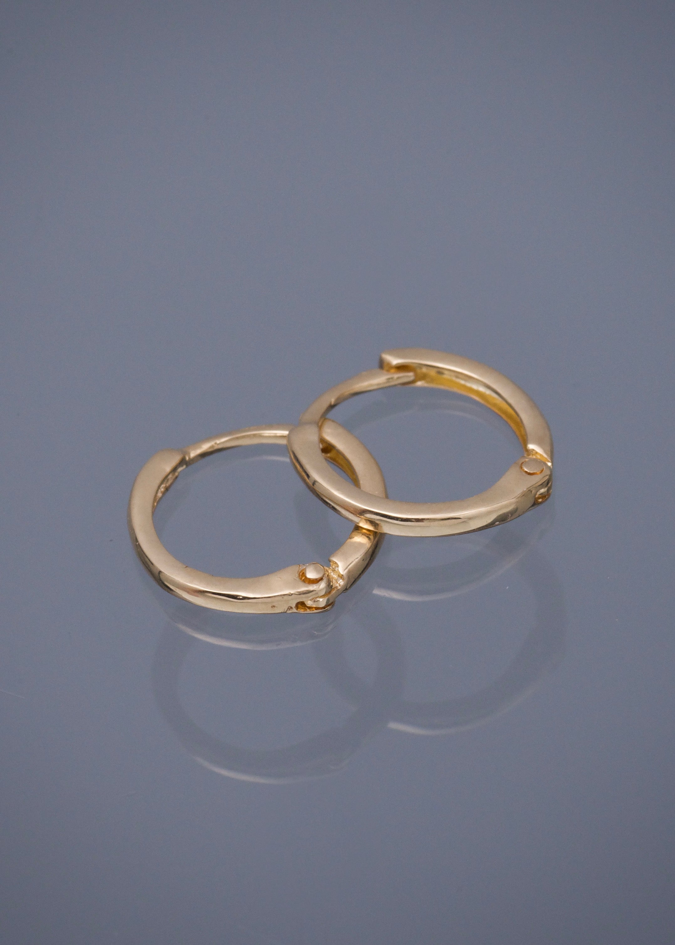 Candongas lisas 0.8gr / Largo 1cm / Oro Amarillo Nac*