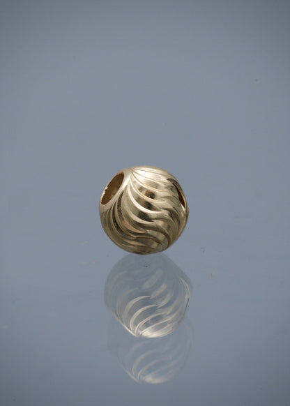 Bola Diamantada Luna 8mm 0.4gr / Oro amarillo Nac B
