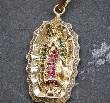 Dije VIRGEN DE Guadalupe Con Swarovski Blanco . verde y Fucsia 4gr / Largo 3.5cm / Oro Amarillo Nac B