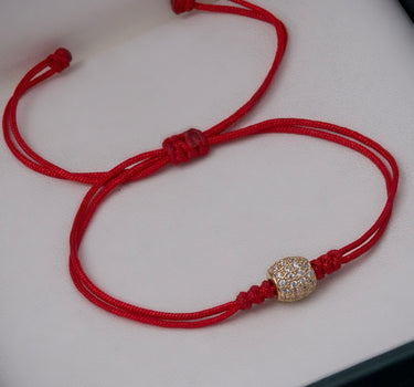 Pulsera en hilo rojo con herraje 0.95gr / Oro Amarillo (Joya)*