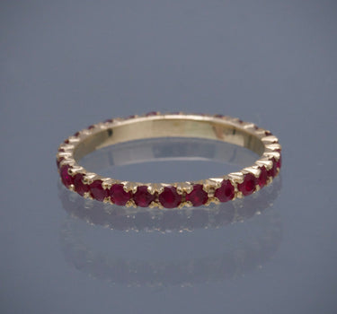 Anillo con 90pts de rubie 1.25gr / TALLA 5 / Oro Amarillo (Joya) P