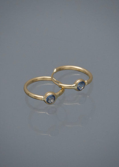 Candongas con Swarovski Azul 0.5gr / 1.1cm / 3.4mm — Oro Amarillo