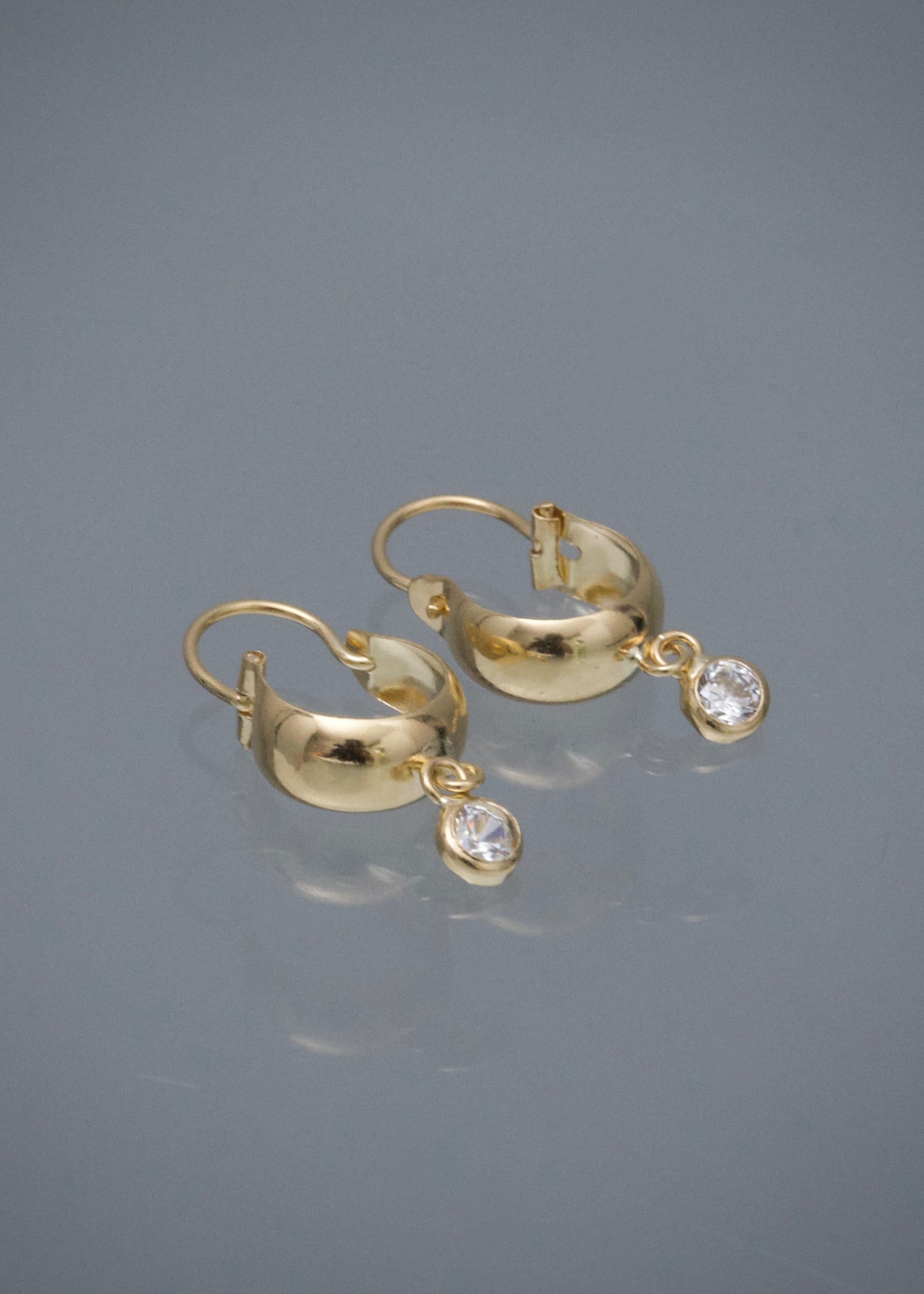 Candongas con Swarovski Blanco 0.75gr / 1.8cm / 4.1mm — Oro Amarillo