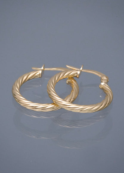 Candongas Entorchadas 1.55gr / 2cm / 2.2mm — Oro Amarillo