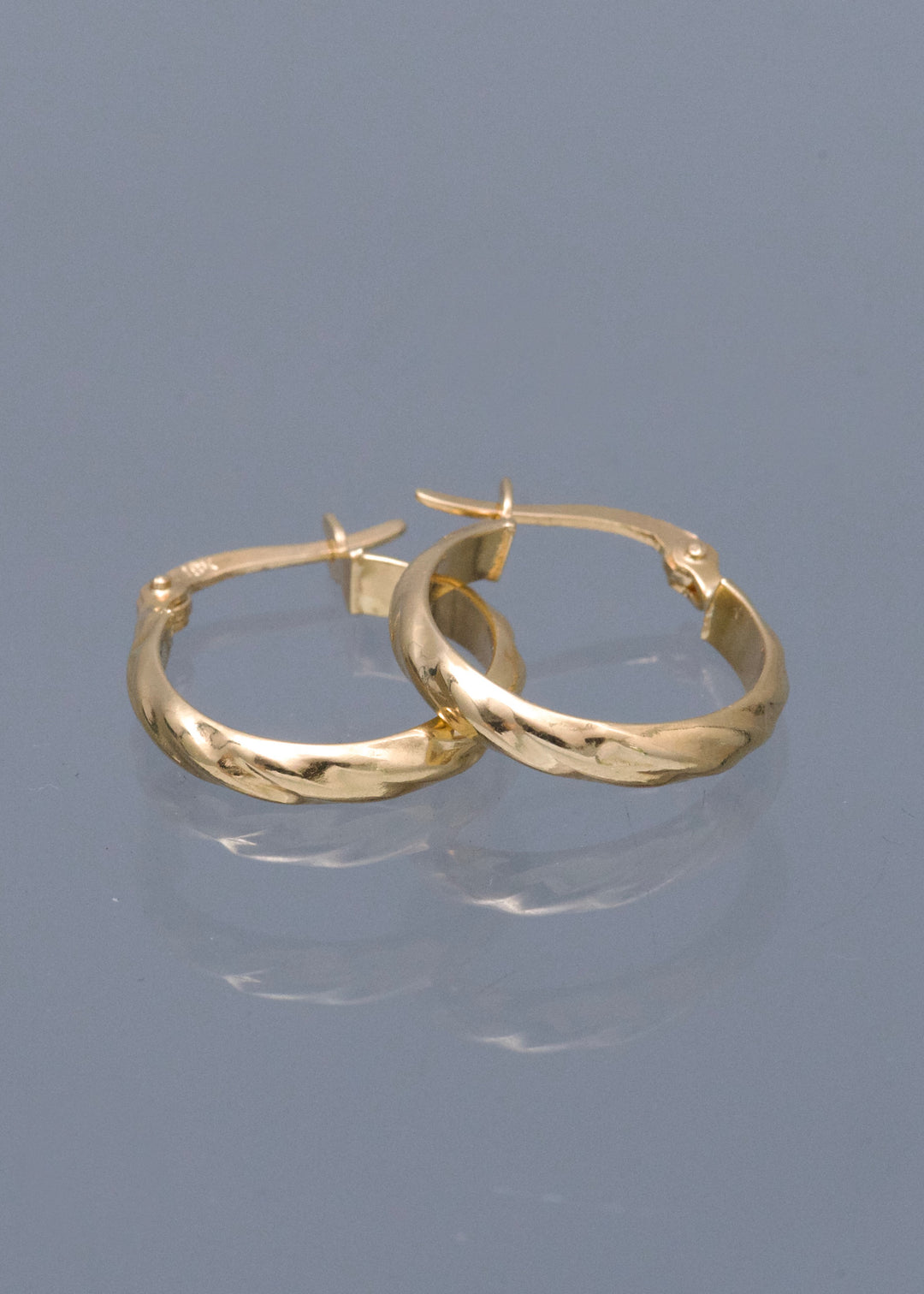 Candongas Entorchadas 1.5gr / 1.9cm / 3mm — Oro Amarillo