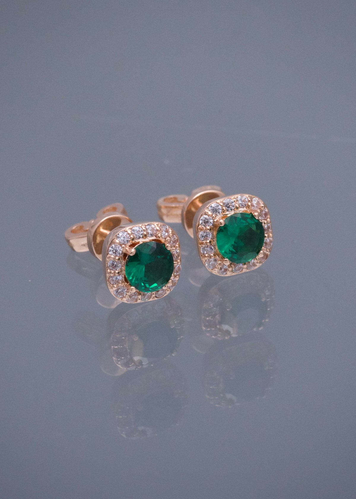 Topos con Swarovski Verde y Blanco 2.45gr / 0.6cm / 6mm — Oro Rosado