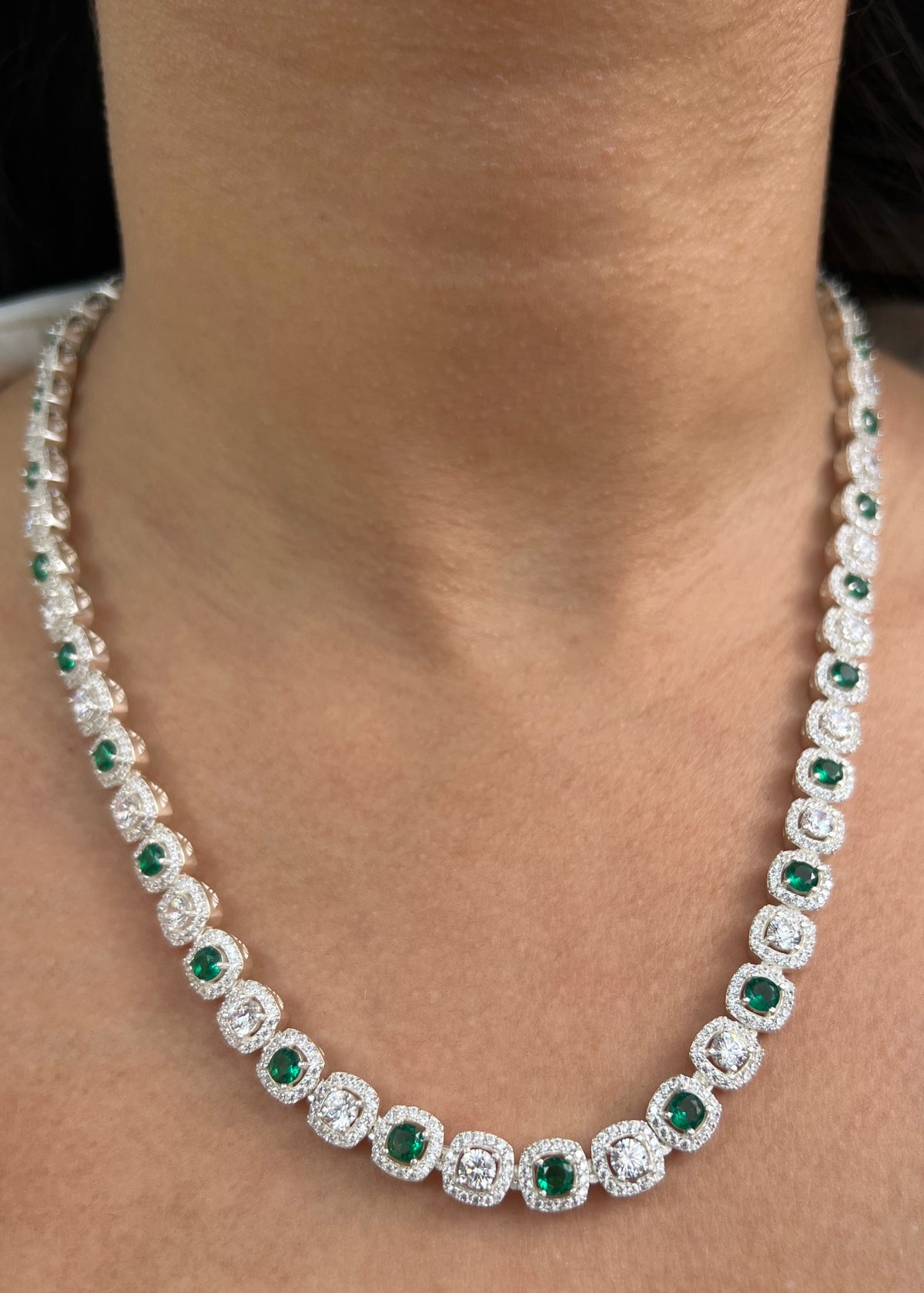Cadena Tenis con Swarovski Verde y Blanco 56.6gr / 50cm / 7.7mm — Plata 925