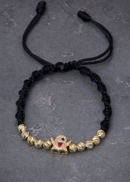 Pulsera en Hilo Negro con Herraje Emoji Fantasma 1.55gr — Oro Amarillo
