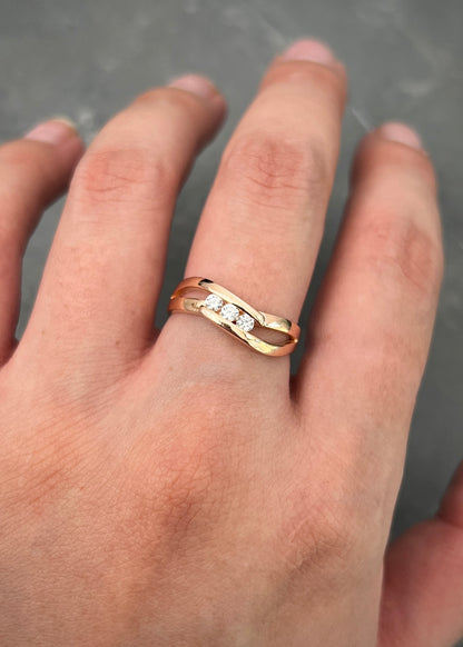 Anillo con 15pts de diamantes 3.6gr / TALLA 6 3/4 / Oro Rosado (Joya) M