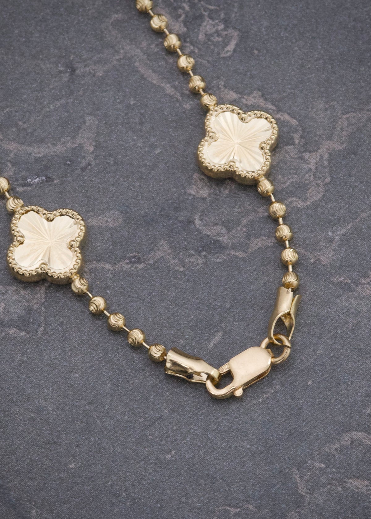 Pulso Lucky Clover Diamantado 5.1gr / 18cm / 10mm — Oro Amarillo