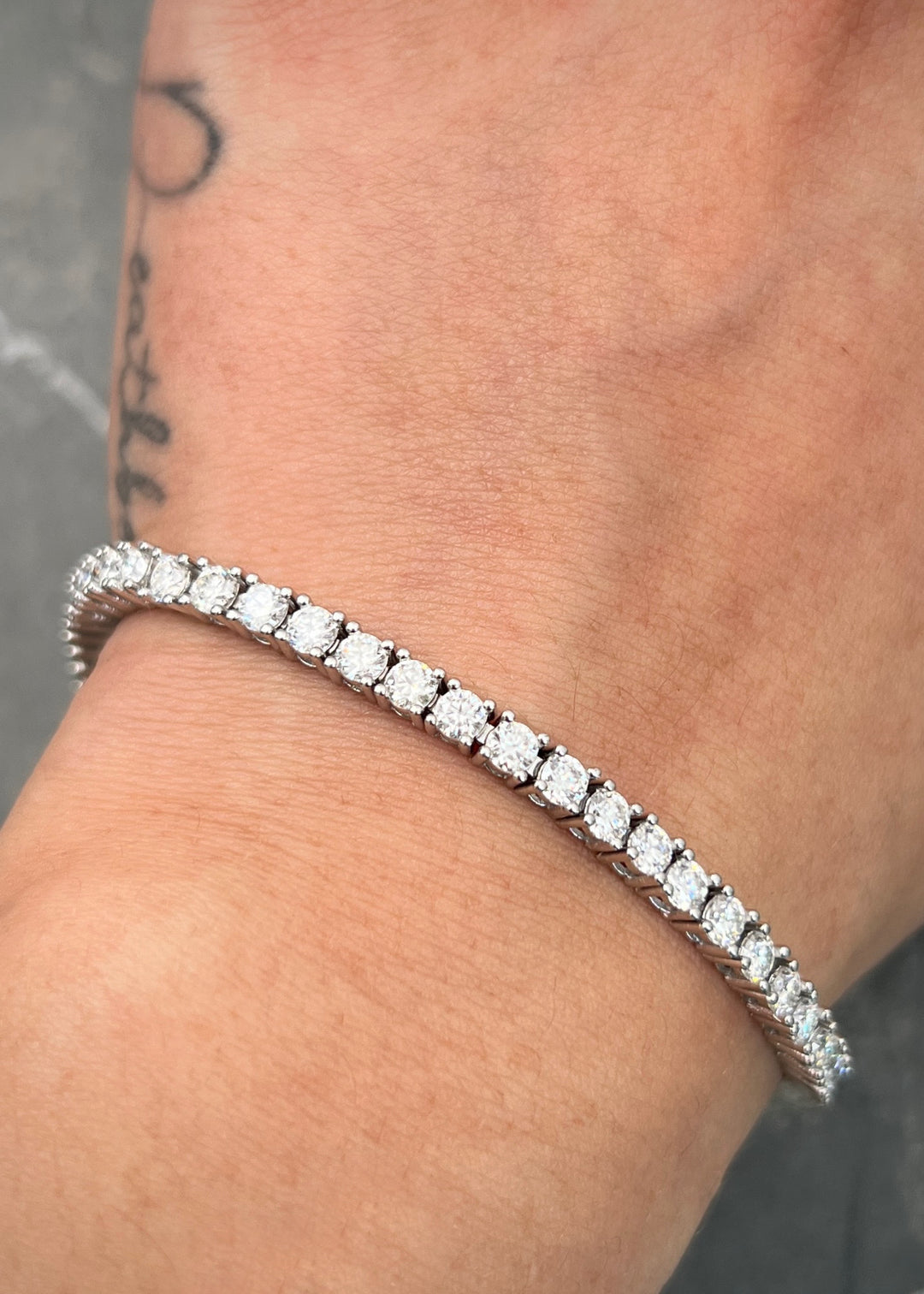 Pulso tenis con 490pts de moissanita 10.7gr / Largo 17cm (Joya) — — Plata