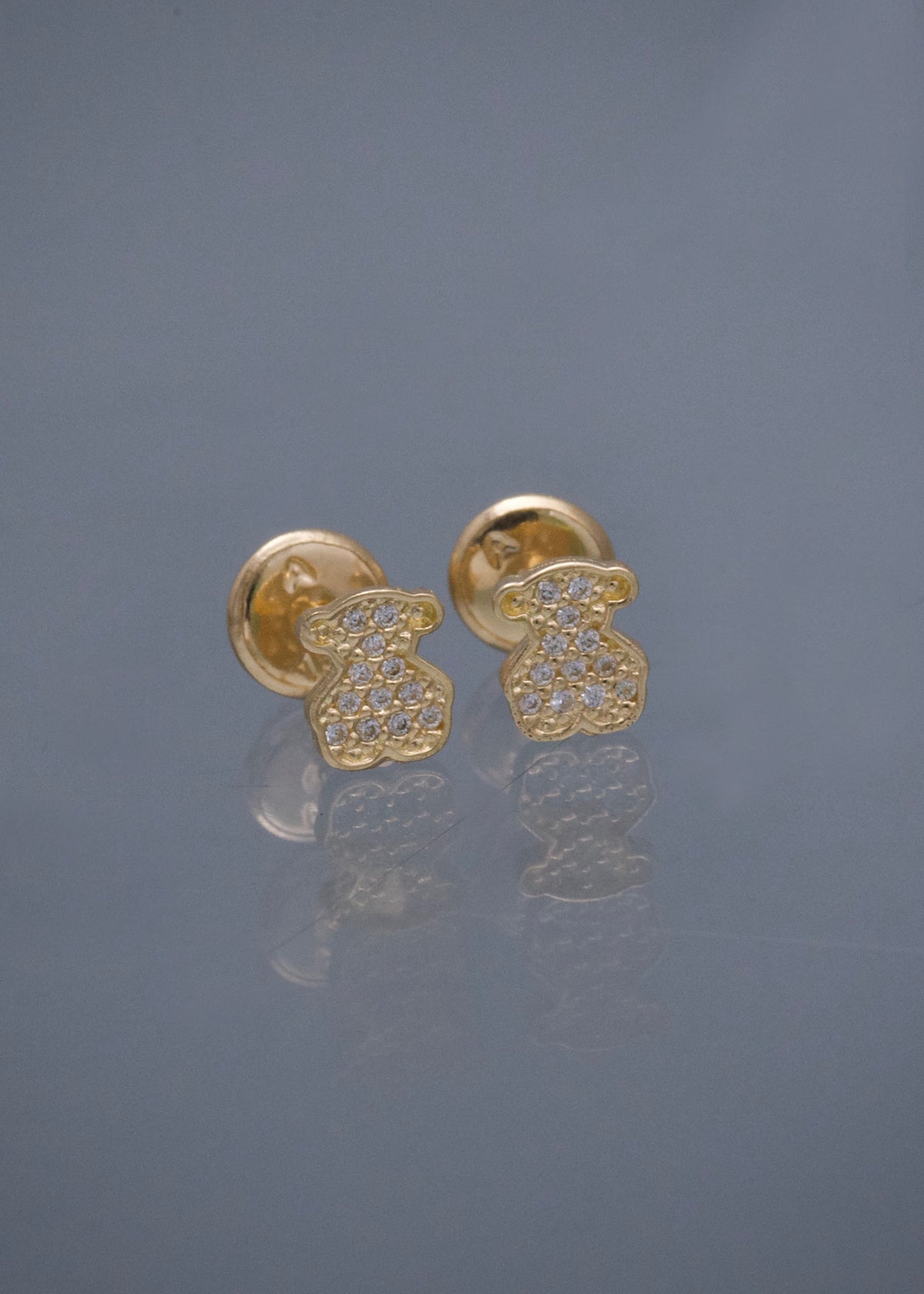 Topos Oso Th con Swarovski Blanco 0.85gr / 0.6cm / 4.8mm — Oro Amarillo