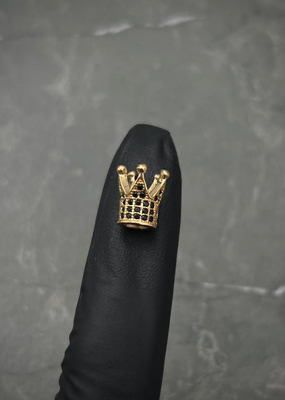 Herraje corona con swarovski negro 1.75gr / Largo 0.5cm / Oro Amarillo Nac B
