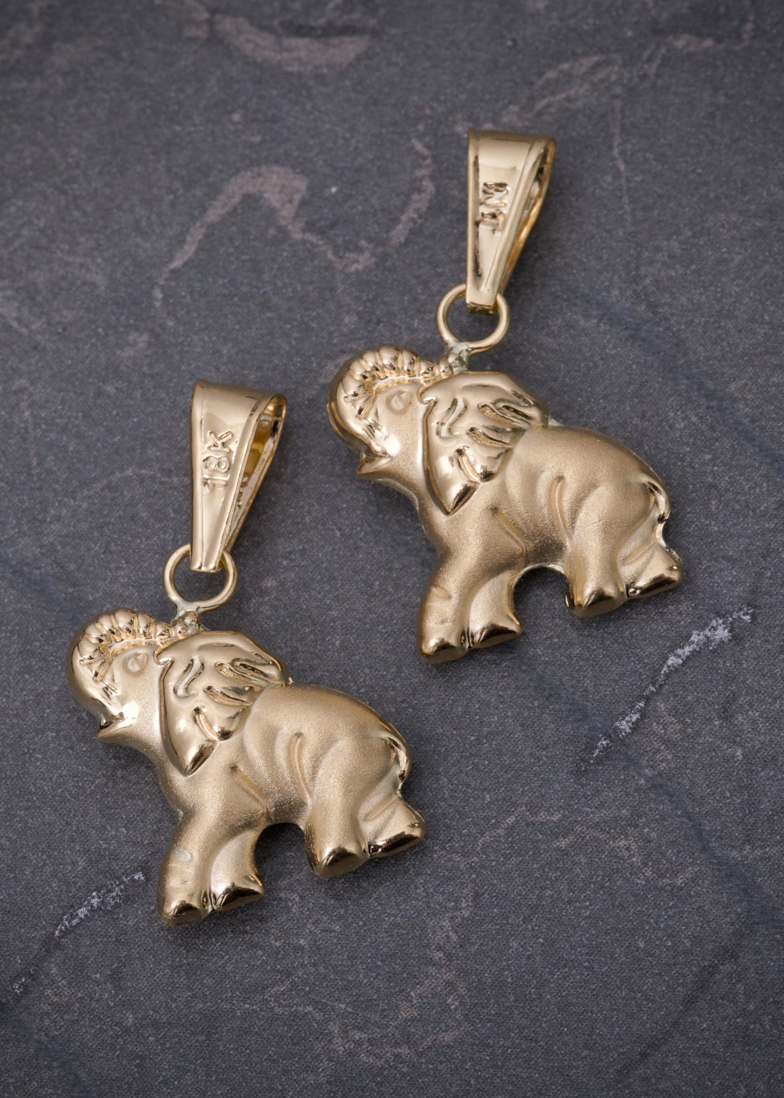 Dije elefante 1gr / Largo 2.4cm / Oro Amarillo Nac  M