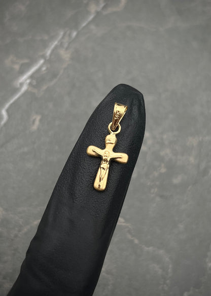 Dije cristo 0.35gr / Largo 2cm / Oro Amarillo Nac P