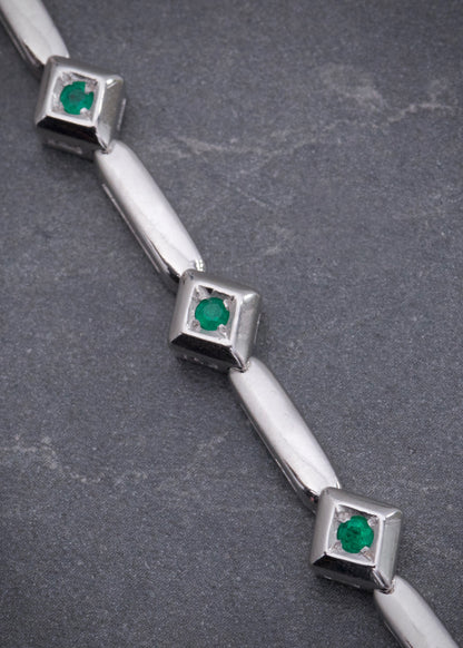 Pulso con 70pts de esmeraldas 15.45gr / Largo 19cm / Oro Blanco (Joya) M