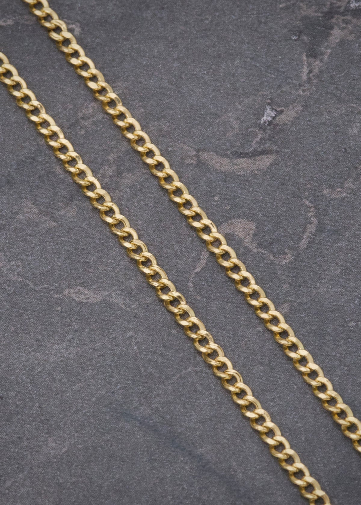Cadena Cubana 2.8gr / 60cm / 2mm — Oro Amarillo