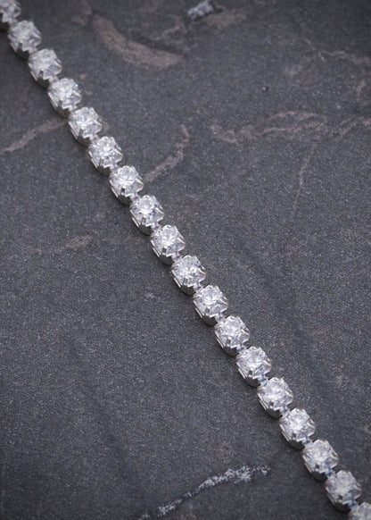 Pulso tenis con swarovski blanco 2.95gr / Largo 17cm / Plata P