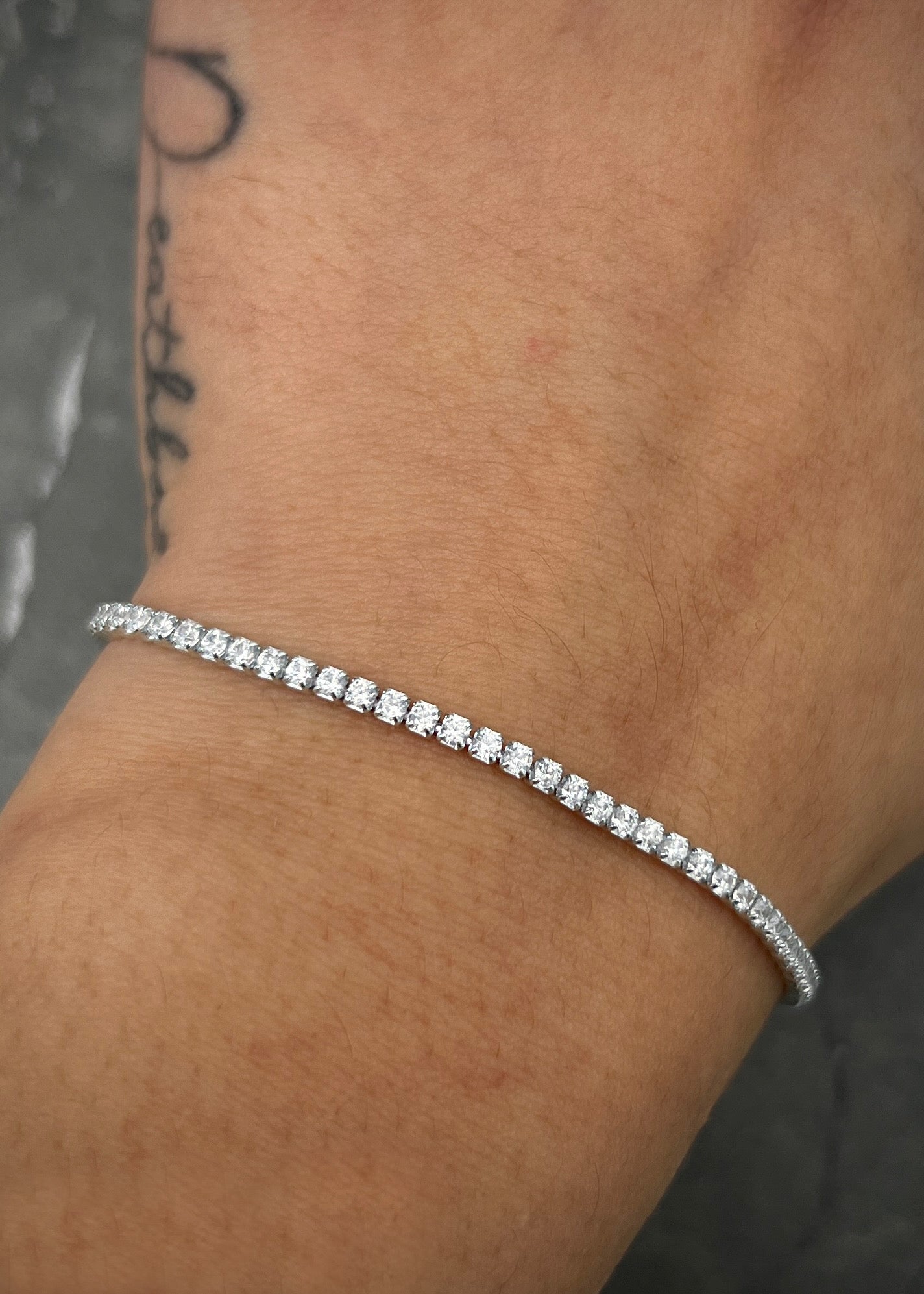 Pulso tenis con swarovski blanco 3.25gr / Largo 17.5cm / Plata M